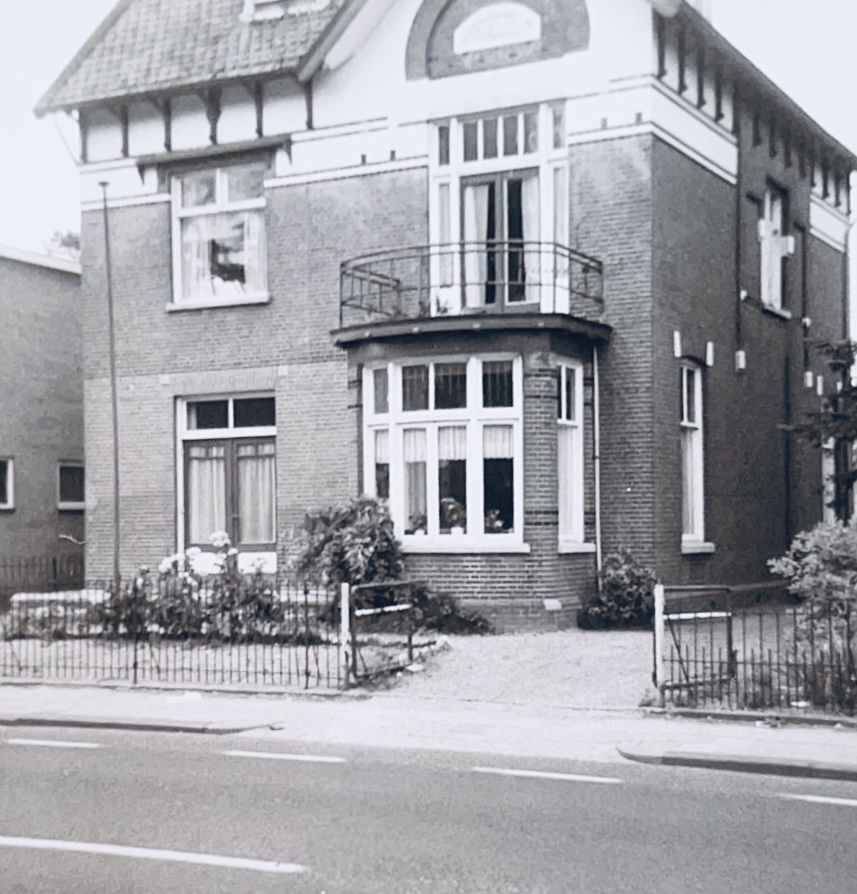 Villa in het tijdperk Roelofsen