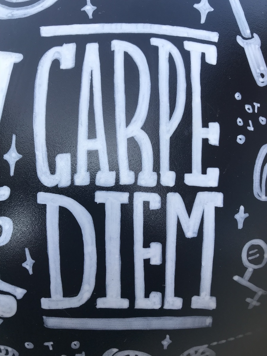 Carpe Diem, handgetekend
